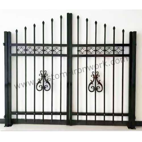 Customized wrought iron countryside gate